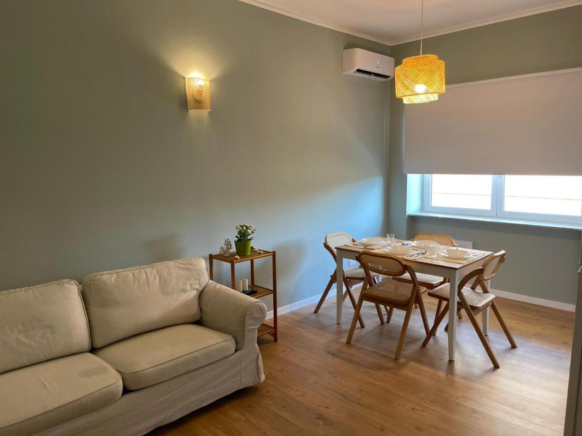 Cozy Apartments By Maura Paola Luaran gambar